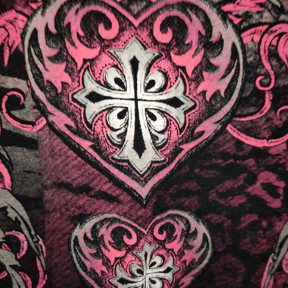 Women's size med Archaic shirt - Picture 5 of 8